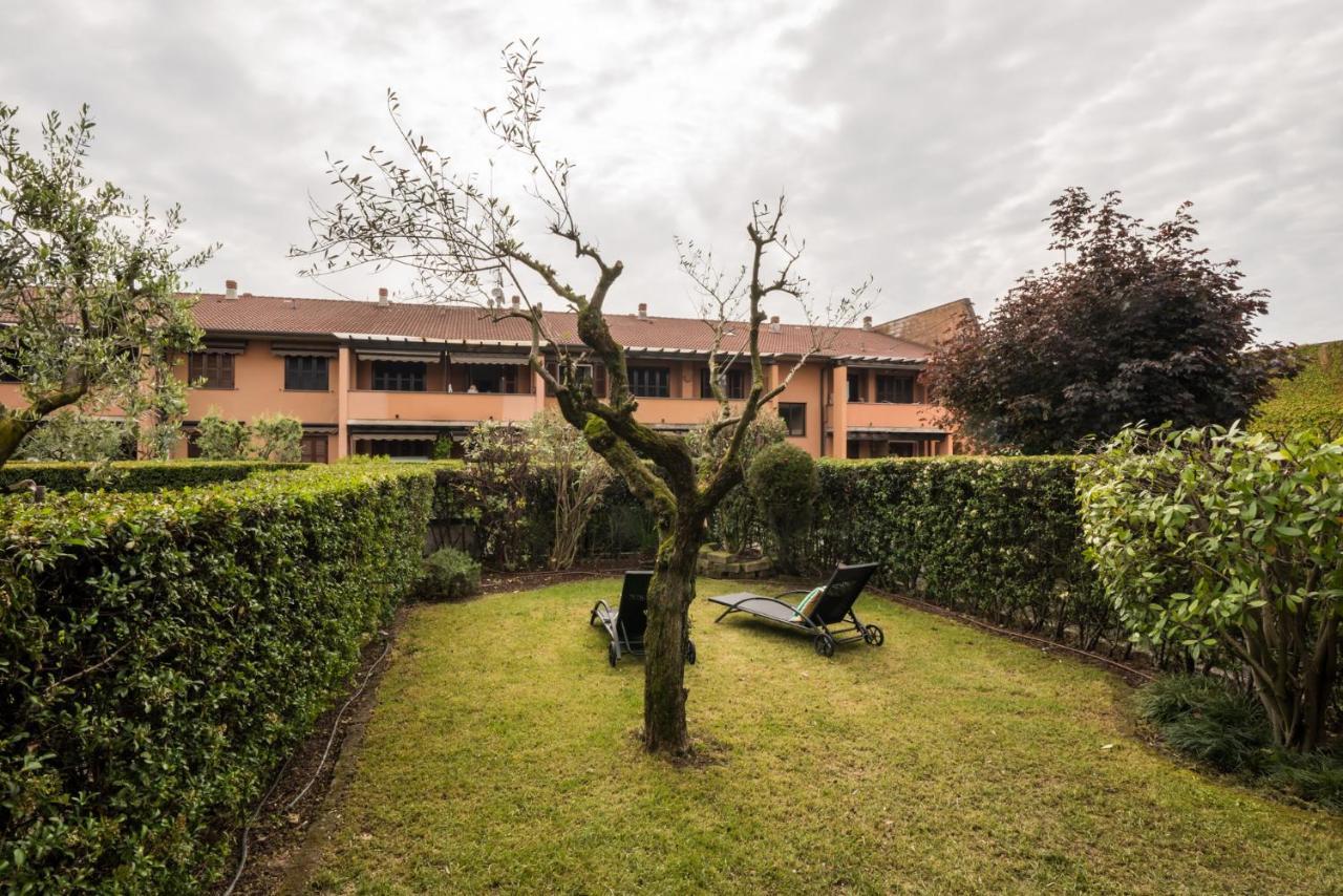 סירמיונה Gardappartamenti Giardino Pool מראה חיצוני תמונה